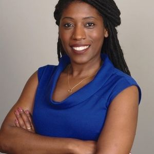 Meet your Posher, Ebony